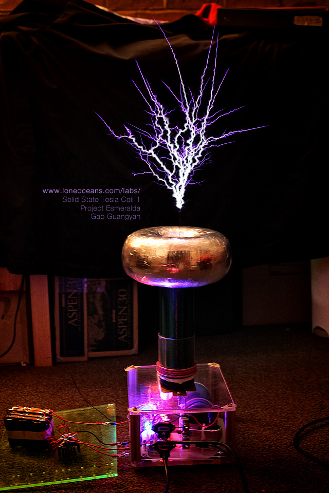 Musical Tesla Coil With Acrylic Shell